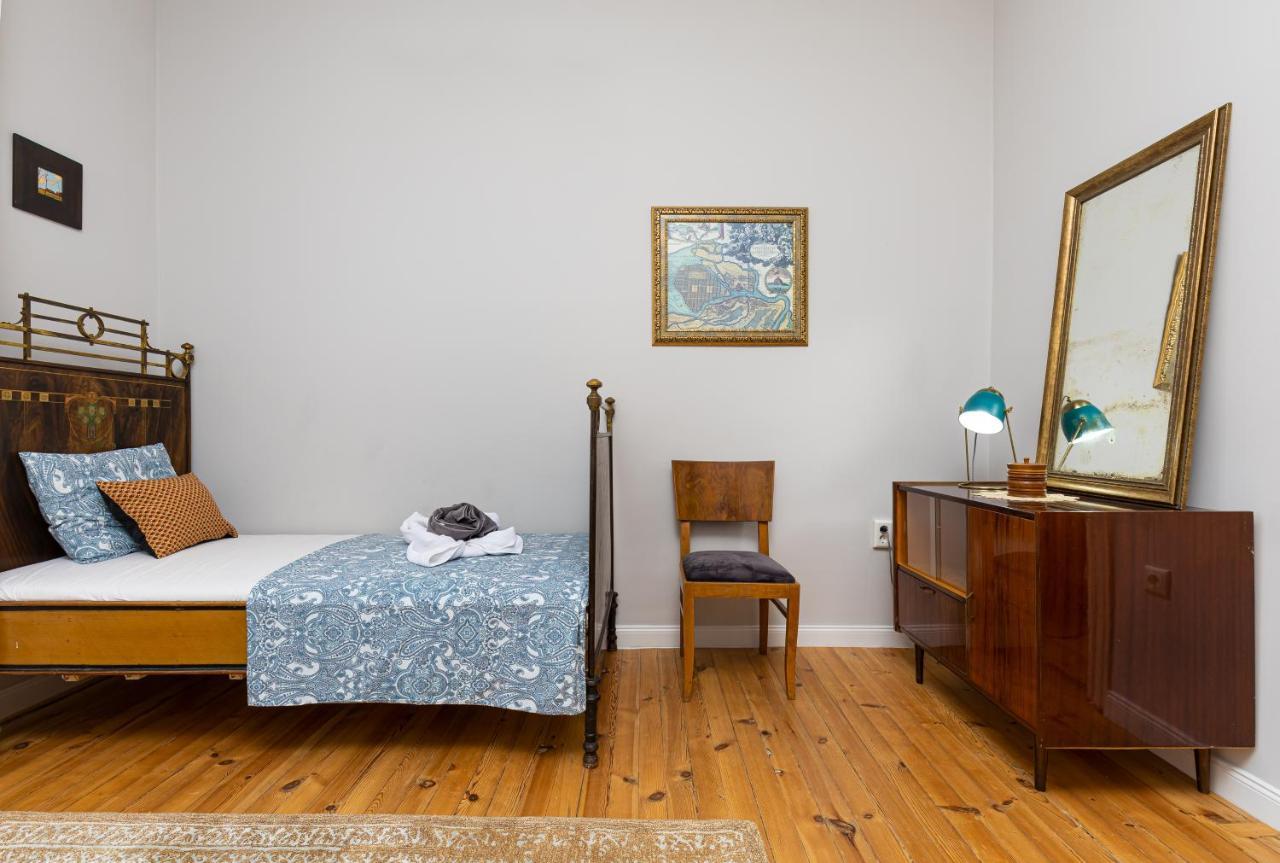 The Old Town Vintage 2-Bedroom Jewel By Flat Mаnager พลอฟดิฟ ภายนอก รูปภาพ