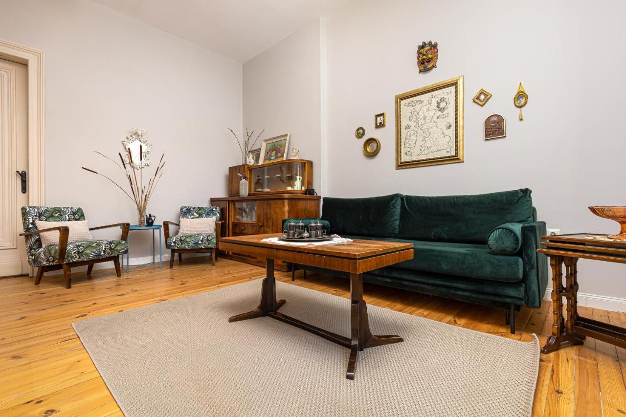 The Old Town Vintage 2-Bedroom Jewel By Flat Mаnager พลอฟดิฟ ภายนอก รูปภาพ